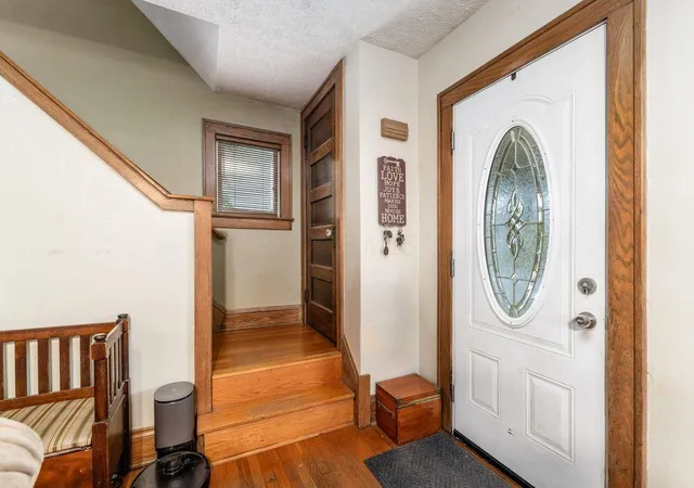 Homes for sale in Newark, OH | 224 Hunter St, Newark, OH 43055 | MLS# 226018650