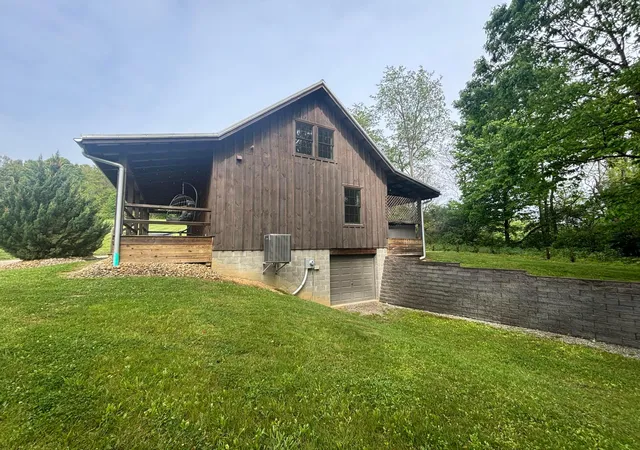 Photo 3 of Single family home for sale at 39700 Dawley New Pittsburg Rd, Logan, OH 43138 | MLS# 226018638 | Listing updated on 2026-07-30