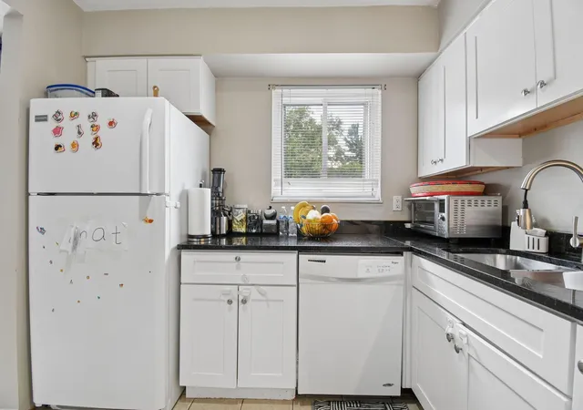 Photo 4 of Condo for sale at 6199 Stornoway Dr S, Columbus, OH 43213 | MLS# 226018662 | Listing updated on 2026-07-29