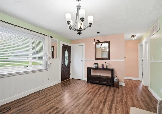 3rd image of 2222 Century Dr, Columbus, OH 43211 | MLS# 226018659