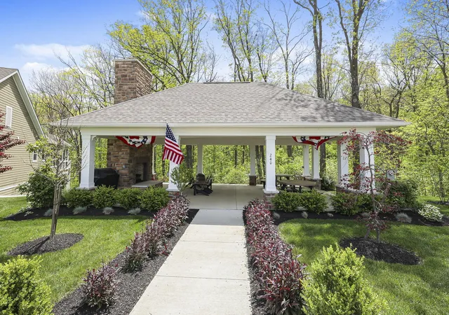 Listing Photo 2 - Condo for sale in building located at 225 Eisley Ln, Marysville, OH 43040 - Unit #