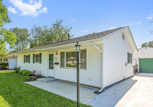 Photo 4 of Single family home for sale at 911 Hillridge Rd, Reynoldsburg, OH 43068 | MLS# 226019430 | Listing updated on 2026-07-28