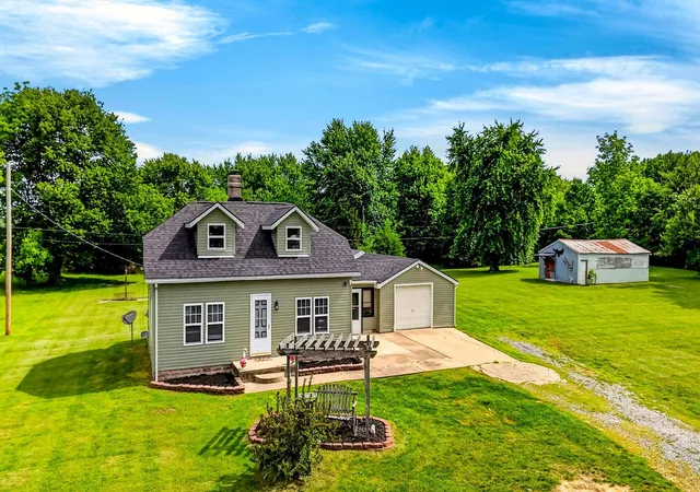 Homes for sale in Circleville, OH | 6718 Hitler Road 2, Circleville, OH 43113 | MLS# 226019935