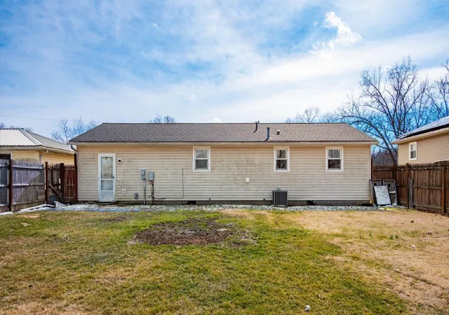 23rd image of 96 Summit St, Roseville, OH 43777 | MLS# 226018743