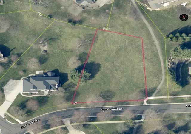 Homes for sale in Granville, OH | 304 Glyn Tawel Dr, Granville, OH 43023 | MLS# 226018867