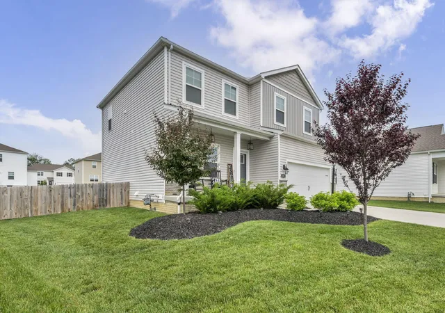 Homes for sale in Commercial Point, OH | 291 Flint Ct, Commercial Point, OH 43116 | MLS# 226018895
