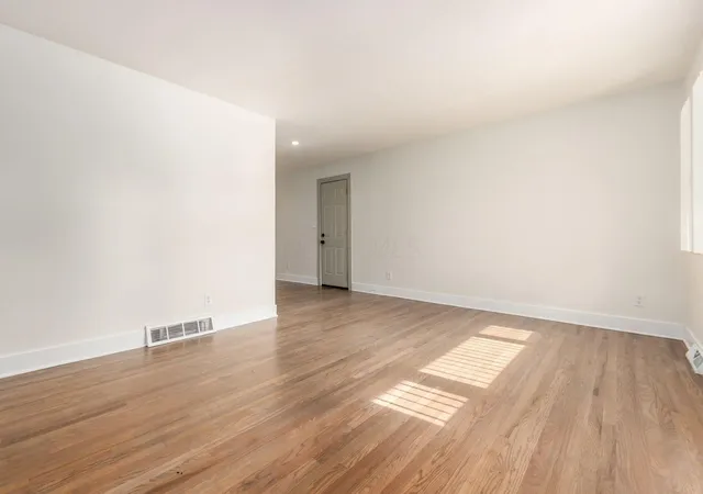 Photo 4 of Single family home for sale at 3542 Hoover Rd, Grove City, OH 43123 | MLS# 226018984 | Listing updated on 2026-07-29