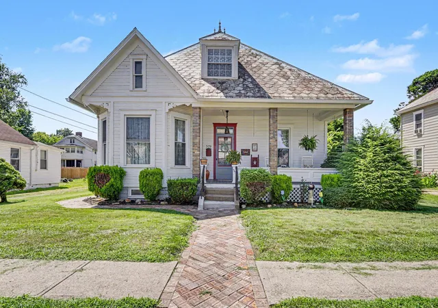 Photo 2 of Single family home for sale at 309 N Mulberry St, Logan, OH 43138 | MLS# 226018866 | Listing updated on 2026-08-17