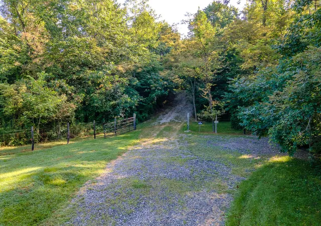 Homes for sale in Nelsonville, OH | 12141 Burton Hill Rd, Nelsonville, OH 45764 | MLS# 226018870