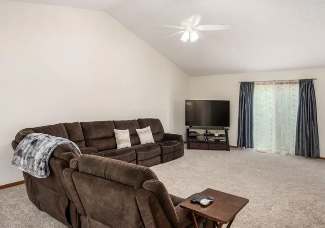 Homes for sale in Hilliard, OH | 5092 Langcroft Dr, Hilliard, OH 43026 | MLS# 226021314