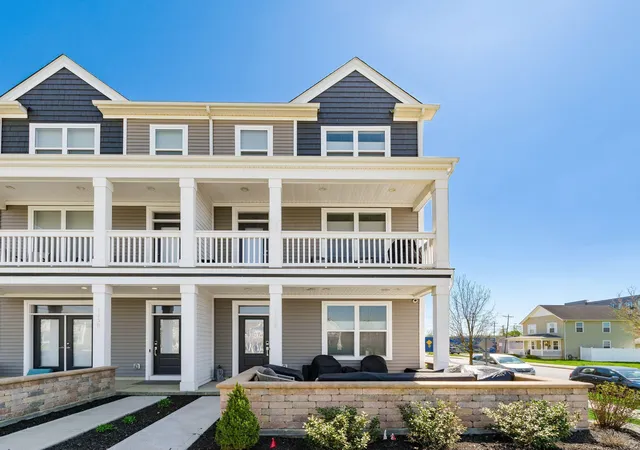 1st image of 1196 N Grant Ave, Columbus, OH 43201 | MLS# 226029620