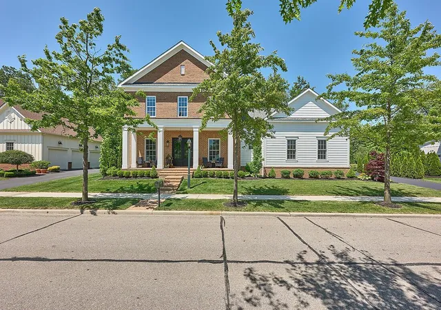 Photo 2 of Sale Pending at 7100 Oxford Loop N, New Albany, OH 43054 | MLS# 226020080 | Listing updated on 2026-08-11
