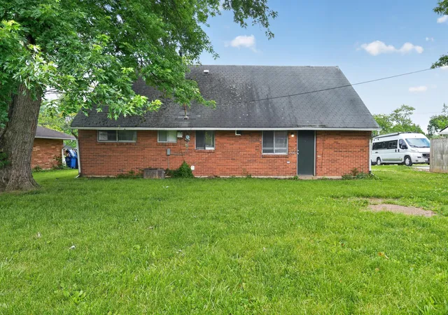 3rd image of 1762 Kaiser Dr, Reynoldsburg, OH 43068 | MLS# 226021241
