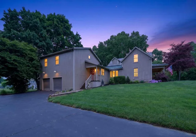 3rd image of 2717 Darling Rd, Blacklick, OH 43004 | MLS# 226018926