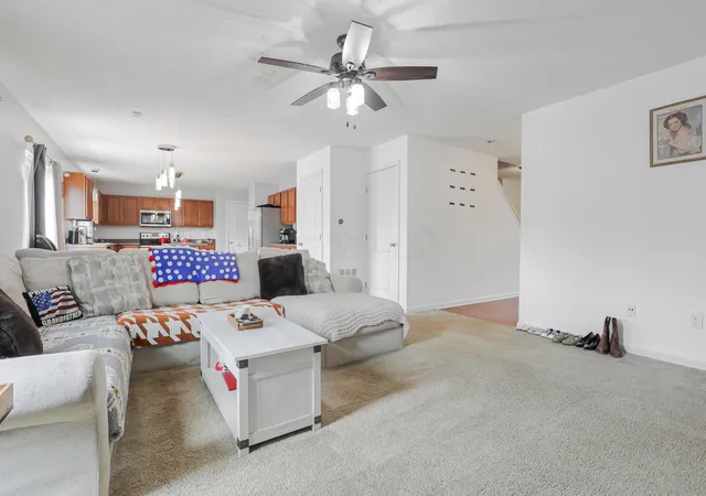 4th image of 407 Mogul Dr, Galloway, OH 43119 | MLS# 226019181