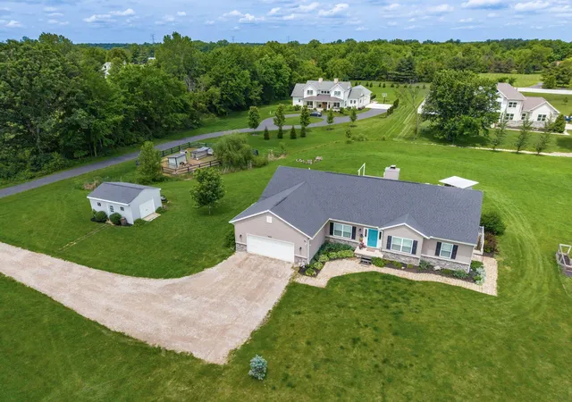 Homes for sale in Delaware, OH | 1820 Bean Oller Rd, Delaware, OH 43015 | MLS# 226018957