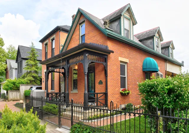 3rd image of 471 E Beck St, Columbus, OH 43206 | MLS# 226019077