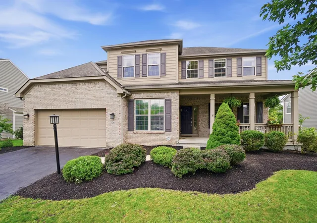 Photo 3 of Single family home for sale at 3261 Farmers Delight Dr, Lewis Center, OH 43035 | MLS# 226019170 | Listing updated on 2026-07-28