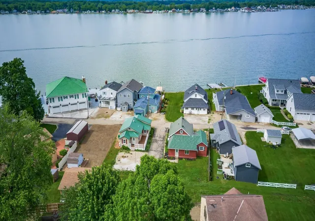 Photo 2 of Single family home for sale at 4881 Decker Ave Ne, Thornville, OH 43076 | MLS# 226019213 | Listing updated on 2026-09-07