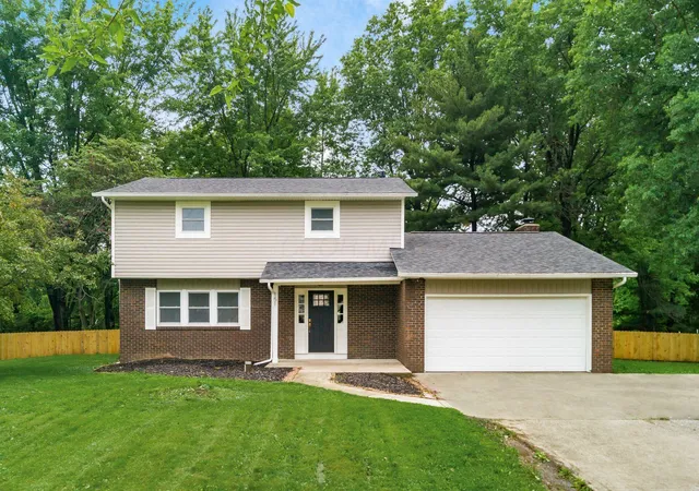 3rd image of 151 Bristol Dr Sw, Reynoldsburg, OH 43068 | MLS# 226019092