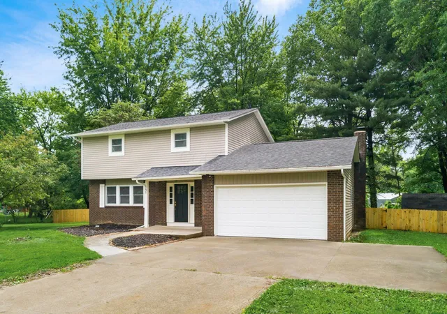 4th image of 151 Bristol Dr Sw, Reynoldsburg, OH 43068 | MLS# 226019092