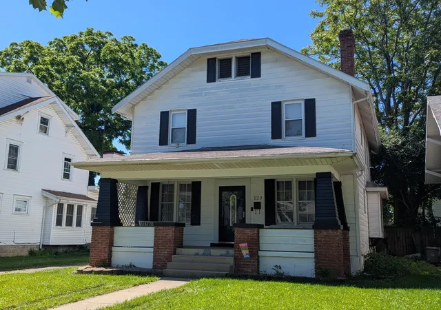 1st image of 129 Hampton Pl, Springfield, OH 45504 | MLS# 226020769
