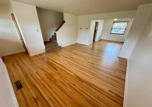 Homes for sale in Columbus, OH | 1870 Northwest Blvd #8B, Columbus, OH 43212 | MLS# 226019365