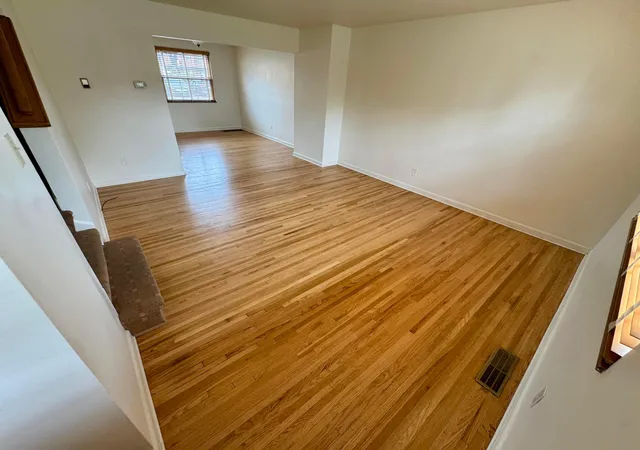 Homes for sale in Columbus, OH | 1870 Northwest Blvd #8B, Columbus, OH 43212 | MLS# 226019365