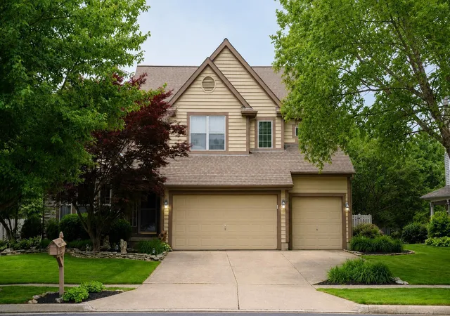 Photo 2 of Single family home for sale at 3612 Mariners Way, Lewis Center, OH 43035 | MLS# 226019290 | Listing updated on 2026-09-09