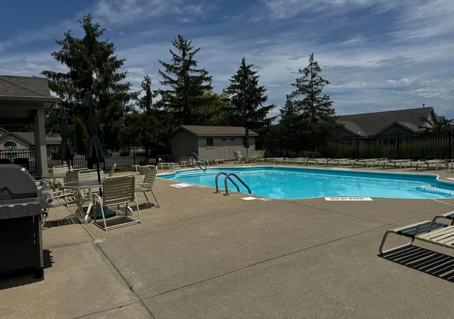 4th image of 5778 Ravine Creek Dr #15, Grove City, OH 43123 | MLS# 226020569