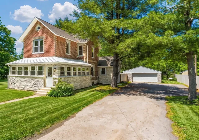 Homes for sale in Pataskala, OH | 154 Harrison St, Pataskala, OH 43062 | MLS# 226019230