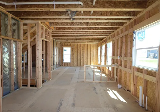 Photo 2 of Sale Pending at 1747 Kenneth Dr, Delaware, OH 43015 | MLS# 226019270 | Listing updated on 2026-06-14