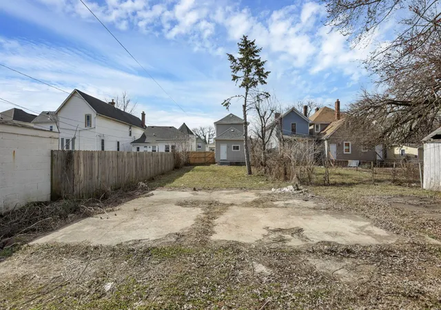 Homes for sale in Columbus, OH | 130 Chicago Ave, Columbus, OH 43222 | MLS# 226019590