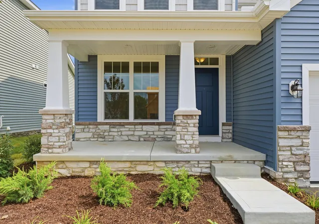 3rd image of 1134 Jeffrey Ln, Grove City, OH 43123 | MLS# 226019288