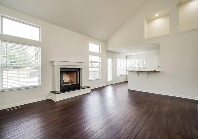 Photo 3 of Sale Pending at 4430 Windrow Dr, Grove City, OH 43123 | MLS# 226026030 | Listing updated on 2026-09-21