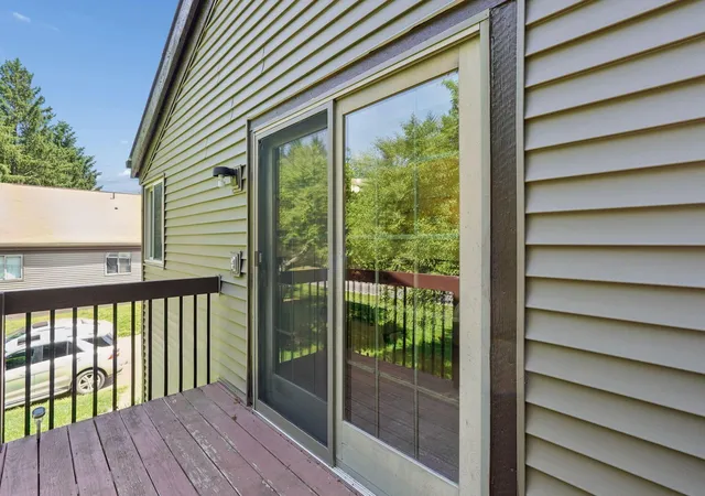 4th image of 5643 Blendon Valley Dr, Columbus, OH 43230 | MLS# 226019402