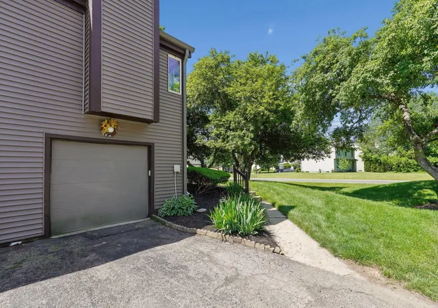 5th image of 5643 Blendon Valley Dr, Columbus, OH 43230 | MLS# 226019402