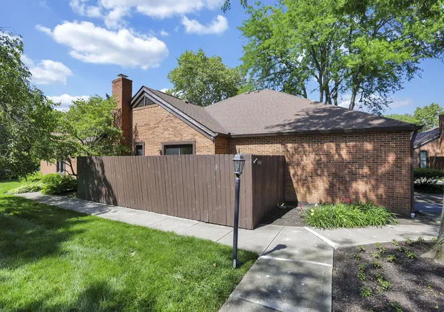 Homes for sale in Columbus, OH | 2160 Coach Rd N #9, Columbus, OH 43220 | MLS# 226019437