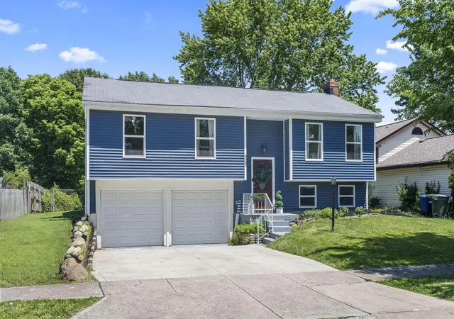 Homes for sale in Hilliard, OH | 5662 Andrea Ln, Hilliard, OH 43026 | MLS# 226019554