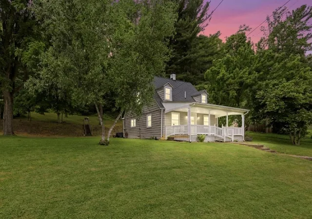 2nd image of 630 Fairgrounds Rd, Mount Vernon, OH 43050 | MLS# 226019451