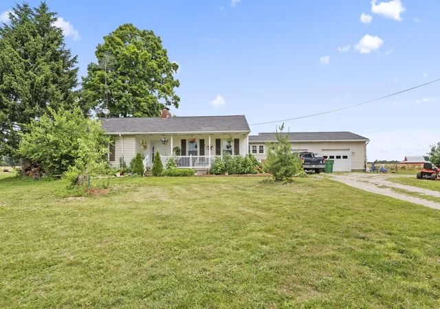 1st image of 8436 Martinsburg Rd, Mount Vernon, OH 43050 | MLS# 226019455