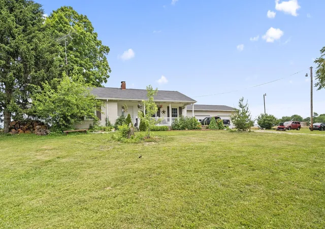4th image of 8436 Martinsburg Rd, Mount Vernon, OH 43050 | MLS# 226019455