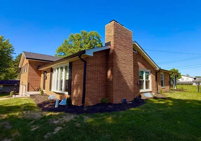 Homes for sale in Logan, OH | 788 Glenwood Dr, Logan, OH 43138 | MLS# 226020371