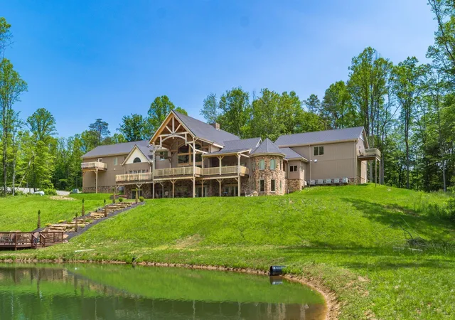 Homes for sale in Rockbridge, OH | 16012 Ohio 678, Rockbridge, OH 43149 | MLS# 226019615