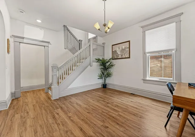 3rd image of 1698 Bryden Rd, Columbus, OH 43205 | MLS# 226019553
