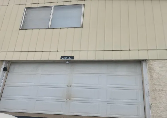 Photo 2 of Condo for sale at 3812 Charbonnett Ct #4E, Columbus, OH 43232 | MLS# 226019555 | Listing updated on 2026-09-07