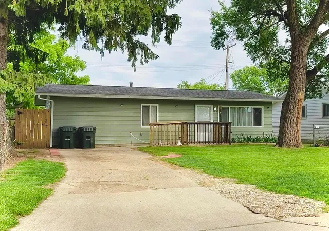 Homes for sale in Columbus, OH | 144 Woodlawn Ave, Columbus, OH 43228 | MLS# 226019619