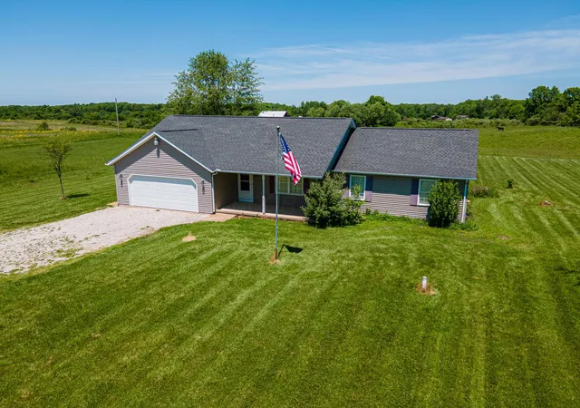Homes for sale in Mount Gilead, OH | 5683 County Road 59, Mount Gilead, OH 43338 | MLS# 226019616