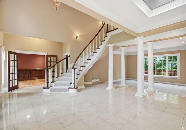 Photo 2 of Single family home for sale at 185 Bent Tree Rd, Sunbury, OH 43074 | MLS# 226019976 | Listing updated on 2026-07-28