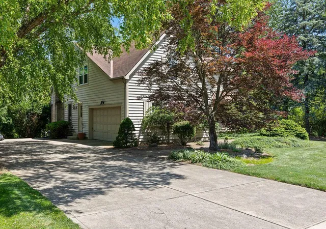 2nd image of 266 Oakham Ct, Powell, OH 43065 | MLS# 226019724